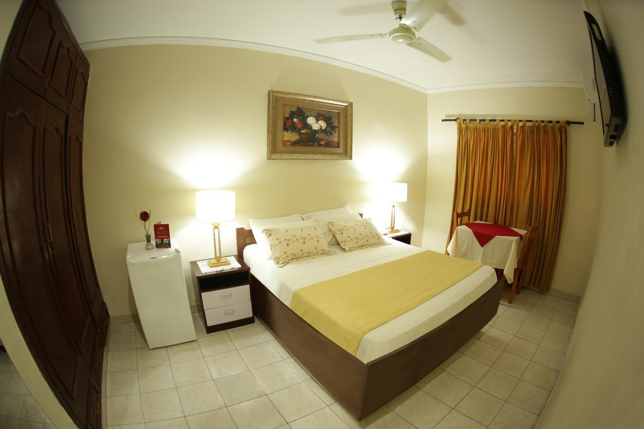 Hotel Del Sur San Lorenzo Room photo